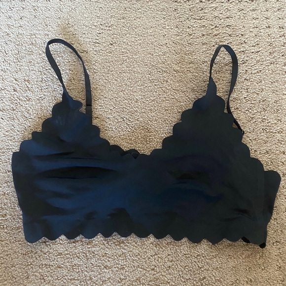 Shimera Other - Black scallop edge bralette